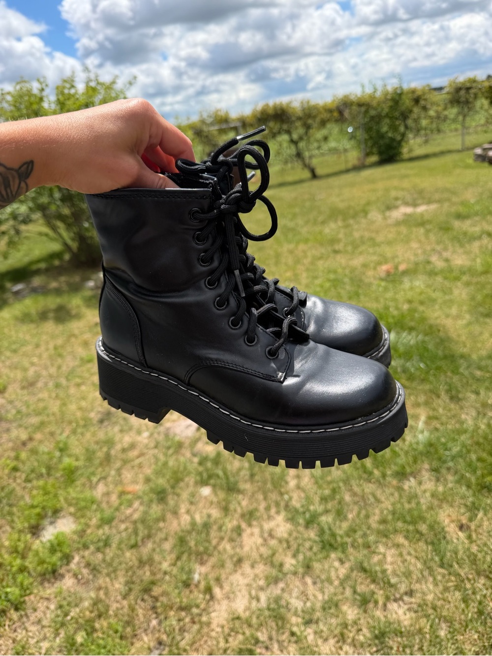 Women's Black Lace-Up Chunky Combat Boots
